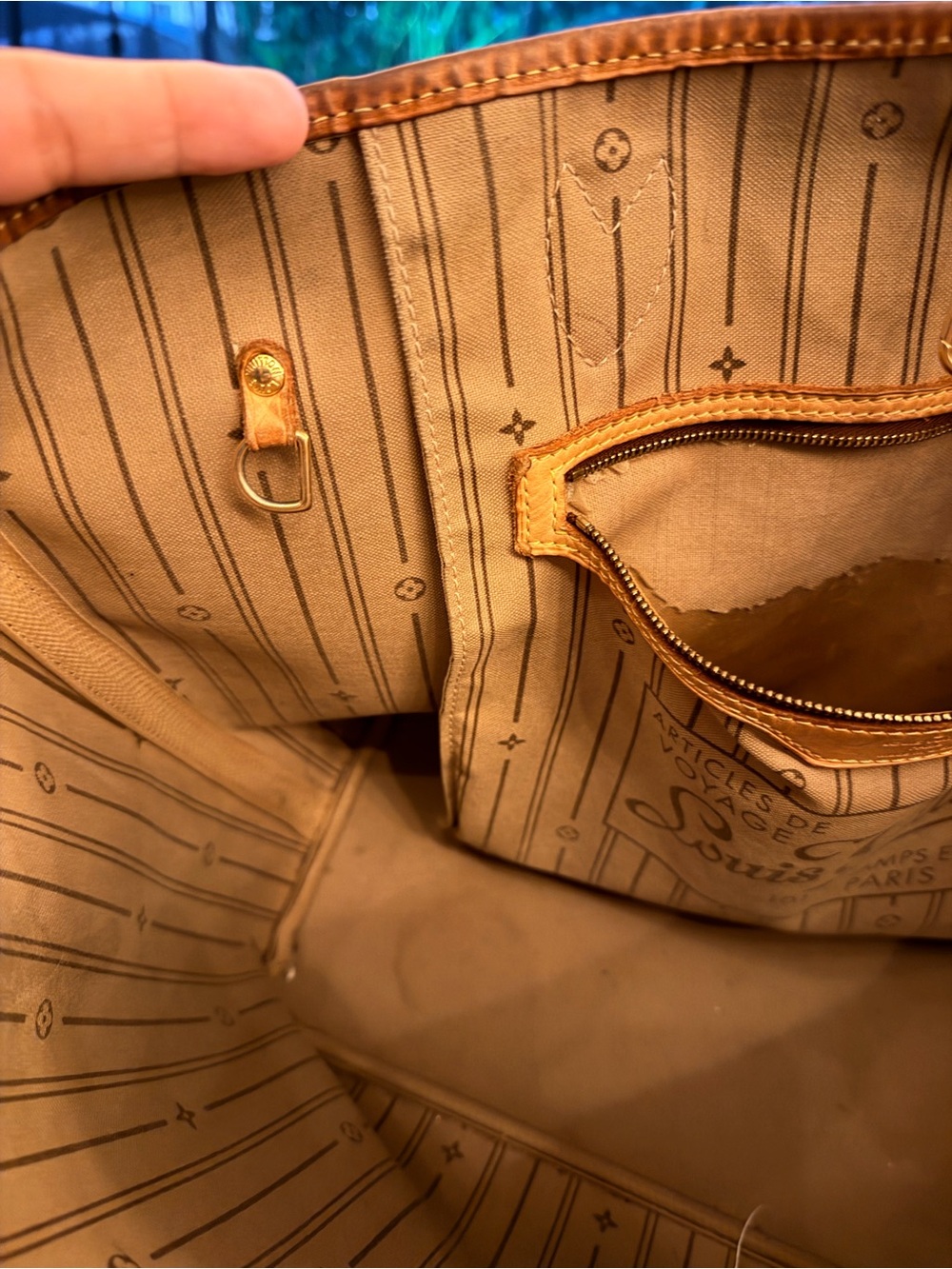 Authentic Louis Vuitton Monogram Neverfull Tote in Brown and Tan Leather - Picture 10 of 15